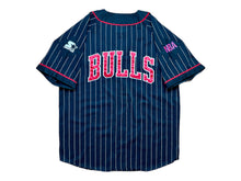 Carregar imagem no visualizador da galeria, Beisbolera Pinstripe Chicago Bulls Starter Vintage - L/XL

