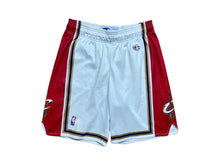 Load image into Gallery viewer, Pantalón Corto Cleveland Cavaliers Champion Vintage - S/M/L
