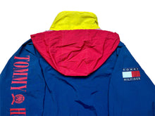 Load image into Gallery viewer, Chaqueta Tommy Hilfiger Spellout Vintage - S/M/L
