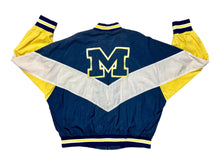 Cargar imagen en el visor de la galería, Chaqueta Bomber Michigan Wolverines Nike Vintage - M/L
