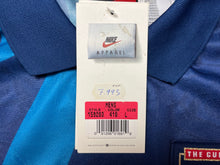 Charger l&#39;image dans la galerie, ¡Nueva con etiquetas! Camiseta Arsenal 1995-96 Nike Vintage - L/XL
