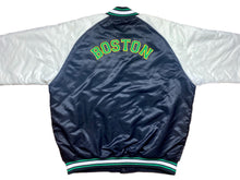 Carregar imagem no visualizador da galeria, Chaqueta Bomber Satinada Boston Celtics Champion Vintage - XL/XXL
