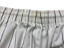 Carica l&#39;immagine nel visualizzatore di Gallery, Pantalón Corto Pinstripe New York Yankees Starter Vintage - XL/XXL
