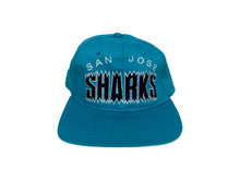 Cargar imagen en el visor de la galería, ¡Nueva! Gorra San Jose Sharks Starter Vintage
